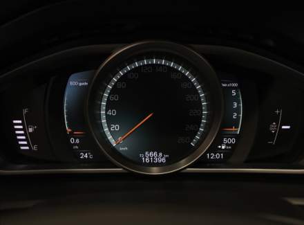 Volvo - V40