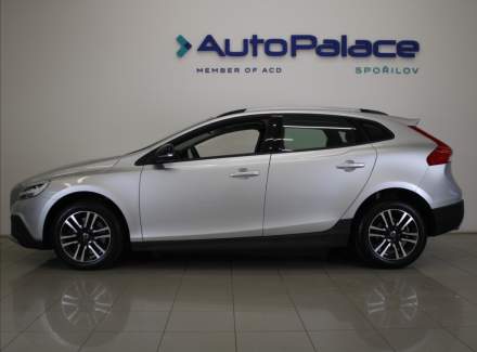 Volvo - V40