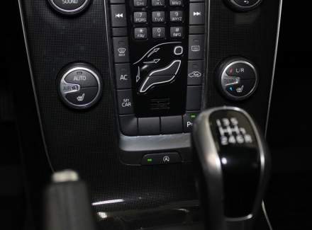 Volvo - V40