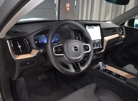 Volvo - XC60