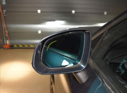 Volvo - XC90