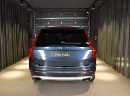 Volvo - XC90