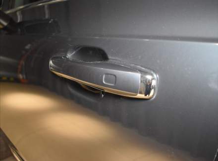 Volvo - XC90