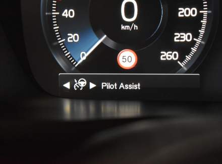 Volvo - XC90