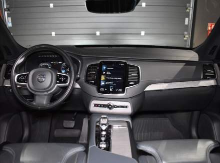 Volvo - XC90