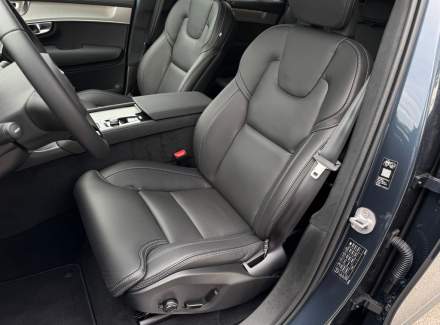 Volvo - XC90