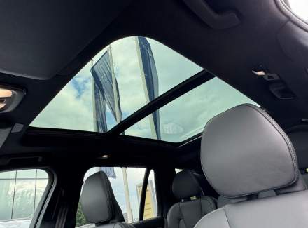 Volvo - XC90