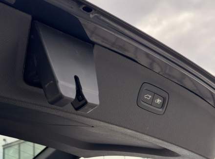Volvo - XC90