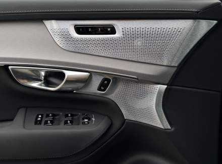 Volvo - XC90