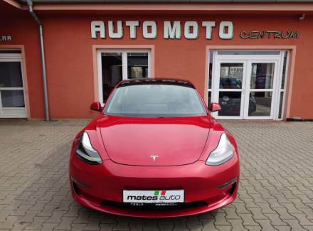 Tesla - Model 3