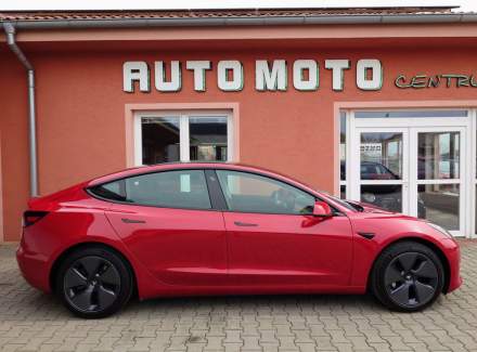 Tesla - Model 3