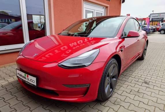 Tesla - Model 3