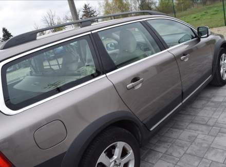 Volvo - XC70