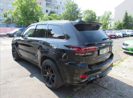 Jeep - Grand Cherokee