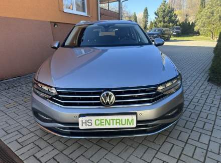 Volkswagen - Passat