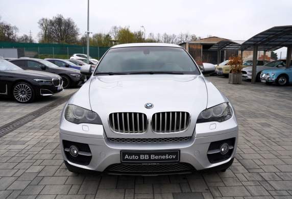 BMW - X6