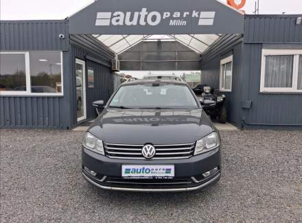 Volkswagen - Passat