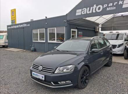 Volkswagen - Passat