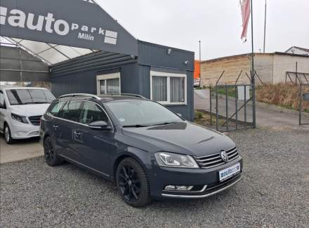 Volkswagen - Passat