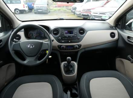 Hyundai - i10