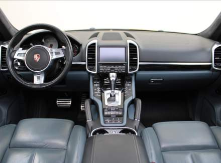Porsche - Cayenne