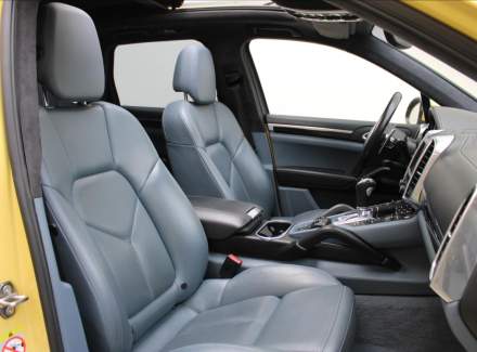 Porsche - Cayenne