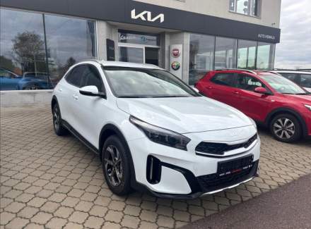 Kia - XCeed