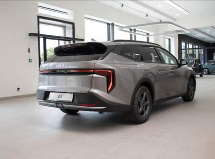 Kia - Avella