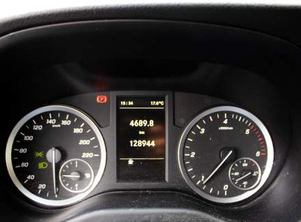 Mercedes-Benz - Vito