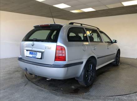 Škoda - Octavia