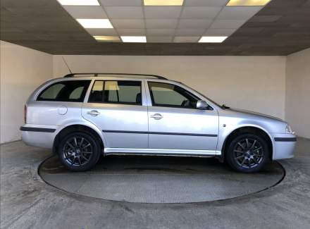 Škoda - Octavia