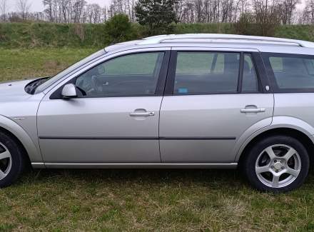 Ford - Mondeo 1.8 16V (125 Hp)