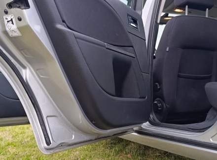 Ford - Mondeo 1.8 16V (125 Hp)