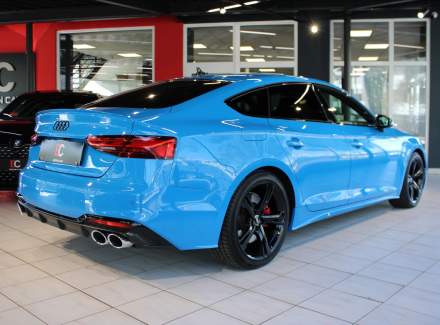 Audi - S5