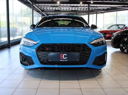 Audi - S5