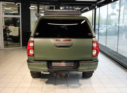 Toyota - Hilux