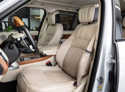 Land Rover - Range Rover