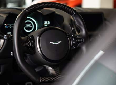 Aston Martin - DBS