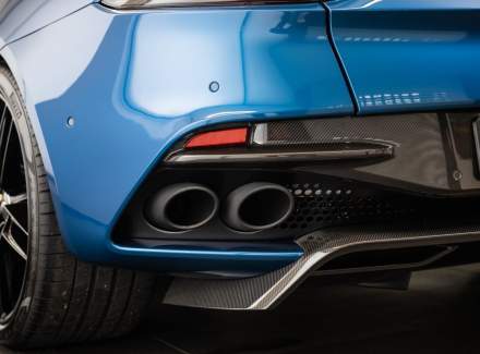 Aston Martin - DBS