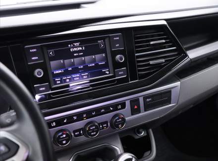 Volkswagen - Caravelle