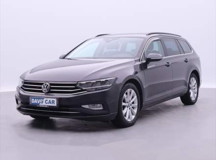 Volkswagen - Passat