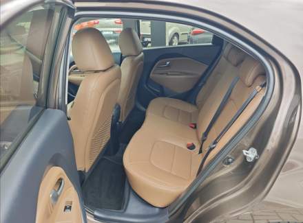 Kia - Rio