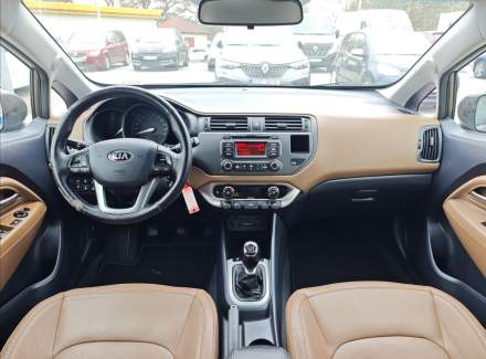 Kia - Rio