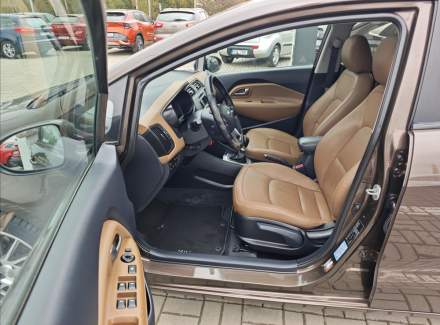 Kia - Rio