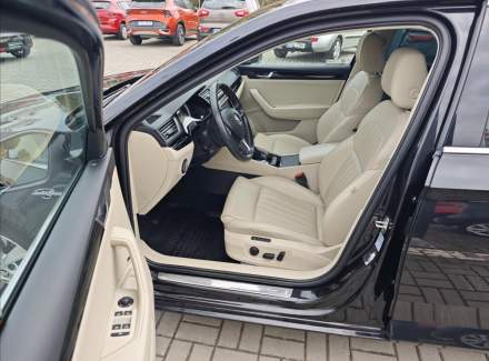 Škoda - Superb