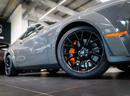 Dodge - Challenger
