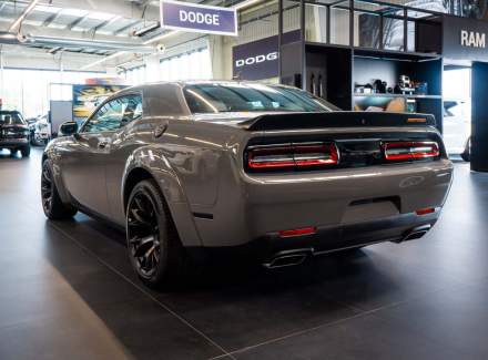 Dodge - Challenger