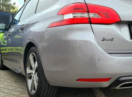 Peugeot - 308