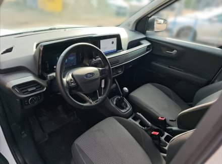 Ford - Tourneo Courier