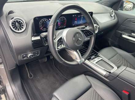 Mercedes-Benz - GLA